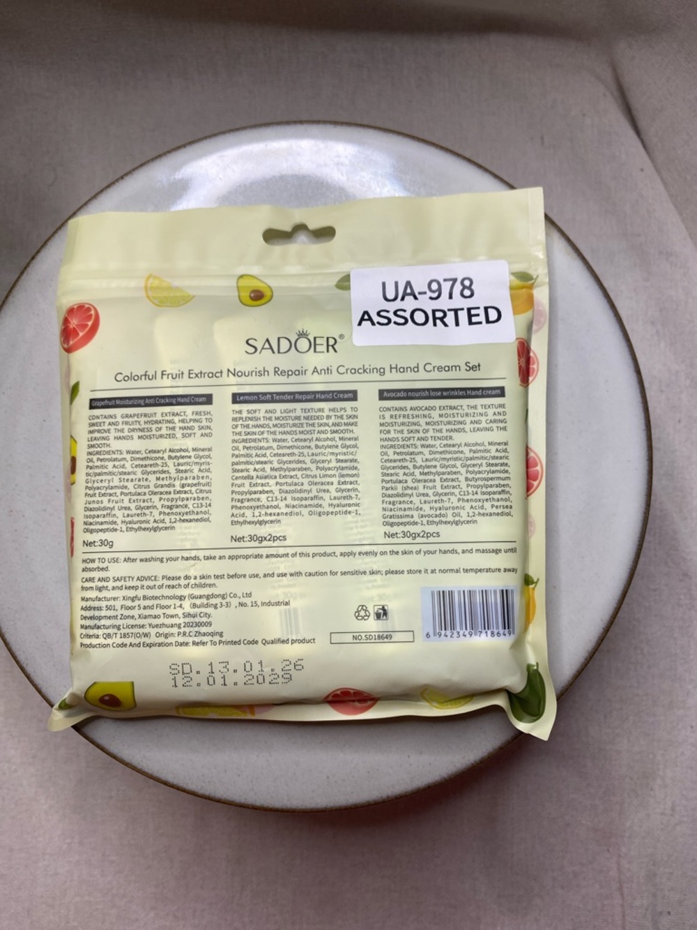 SADOER Fruit Hand Cream Set - Avocado, Lemon, Grapefruit - Multi - Picture 3 of 3